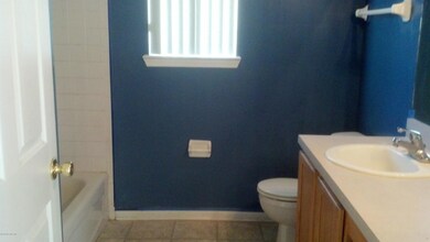 4412 Hall Bath