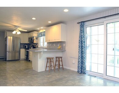 9 Bodio Cir, Milford, MA 01757 - photo 4