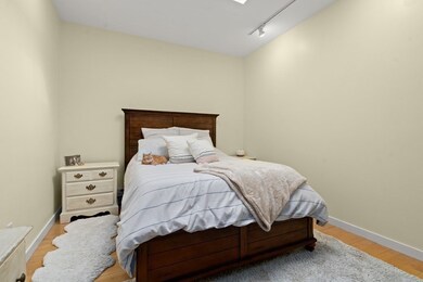 8-14 Newcomb St unit 2, Boston, MA 02118 - photo 3