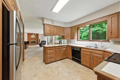 3466 Woodfield St, West Lafayette, IN 47906 - photo 6