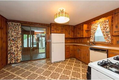 11 Christopher St, Newburyport, MA 01950 - photo 6