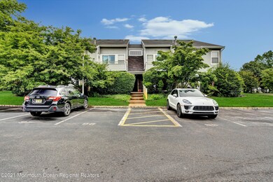 5 Hackamore Ct unit 5, Tinton Falls, NJ 07753 - photo 2