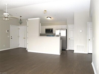 331 Mill Pond Dr unit 331, Winston Salem, NC 27106 - photo 6