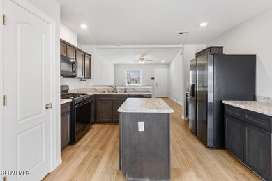 14596 Mescal Bean Ct, Horizon City, TX 79928 - photo 7