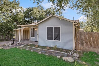 924 Renfro Dr, Fort Worth, TX 76108 - photo 4