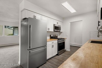 4711 Kupreanof St, Anchorage, AK 99507 - photo 6