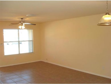 5720 Saluki Dr unit A, El Paso, TX 79924 - photo 2