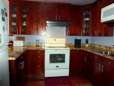 12522 SE 42nd St unit 522, Bellevue, WA 98006 - photo 2