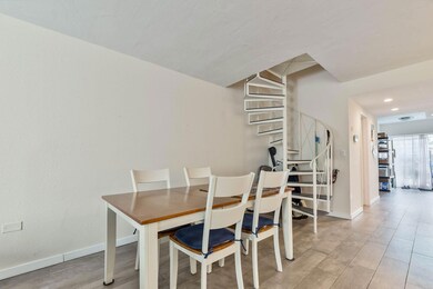 6-web-or-mls-87200-overseas-hwy-f4