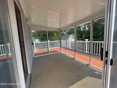 All season room