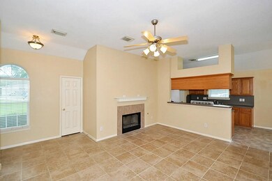 8715 Charity St, Needville, TX 77461 - photo 4