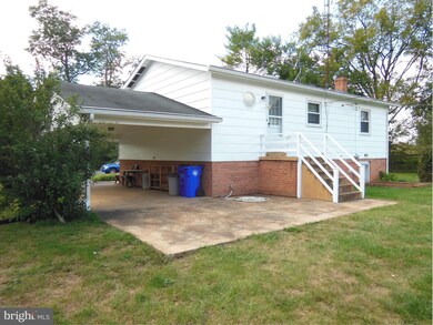 28 William St, Walkersville, MD 21793 - photo 4