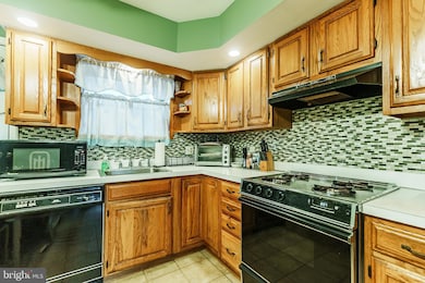 1911 S Galloway St, Philadelphia, PA 19148 - photo 6