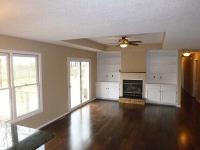 1209 Lake Road Dr, Cassville, MO 65625 - photo 4