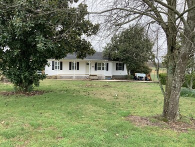 509 Philpot Rd, Bell Buckle, TN 37020 - photo 2