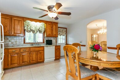 65 Heather Ln, North Falmouth, MA 02556 - photo 5