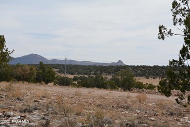 1920 E Aiken Ranch Rd, Paulden, AZ 86334 - photo 6