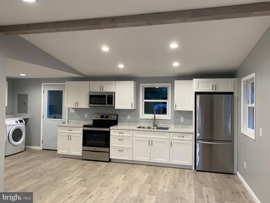 39 Builtwell Rd, Schuylkill Haven, PA 17972 - photo 2