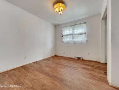 37 Cherry St, Glens Falls, NY 12801 - photo 5