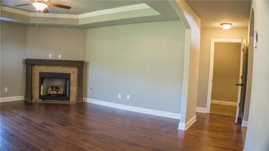 1296 Silver Oak St, Elkins, AR 72727 - photo 5