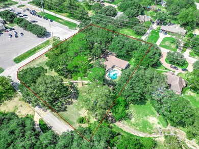 531 College St, East Bernard, TX 77435 - photo 2