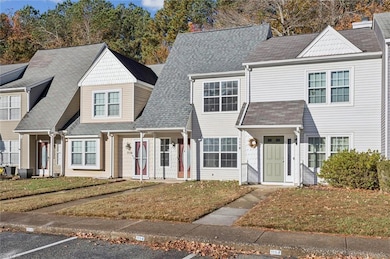 111 Heather Way unit E, Yorktown, VA 23693 - photo 4