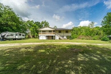 1209 Rymal Rd, Alvin, TX 77511 - photo 4
