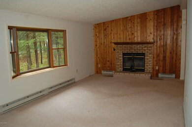 111 Pine Rd, Hawley, PA 18428 - photo 4
