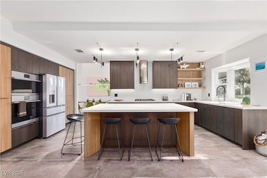 9301 Saint James Cir, Las Vegas, NV 89117 - photo 2