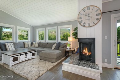 330 Elk Lane-8