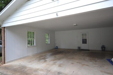 2358 Zoo Pkwy, Asheboro, NC 27205 - photo 3