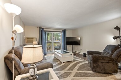 Greentree Condominium Association unit 16, South Weymouth, MA 02190 - photo 2