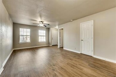 2618 W Walker St unit B, Denison, TX 75020 - photo 7