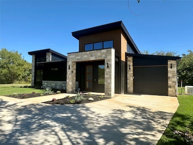 205 Mission Hills Dr, Gordonville, TX 76245 - photo 2