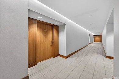 200 Patterson Ave unit 210, San Antonio, TX 78209 - photo 3