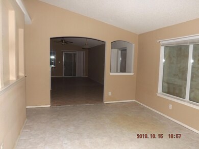 300 de Stefano Ln, El Paso, TX 79928 - photo 3