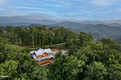 809 Pinecrest Way, Sevierville, TN 37862 - photo 2