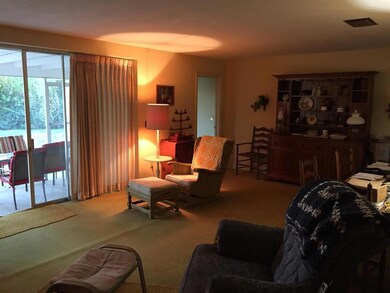 SCREENED PATIO
