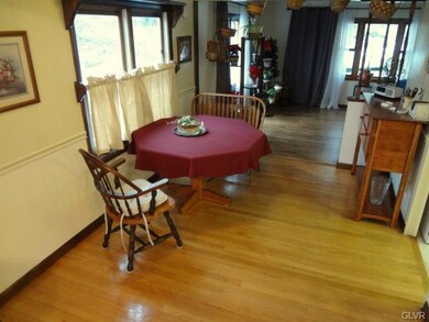 4910 Beck Rd, Emmaus, PA 18049 - photo 5