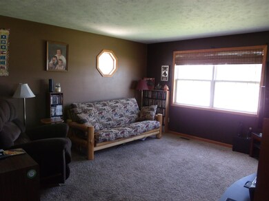 4023 N Paden Dr, La Porte, IN 46350 - photo 2