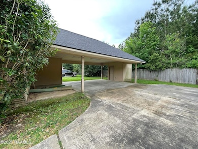 141 Piper Dr, Opelousas, LA 70570 - photo 2