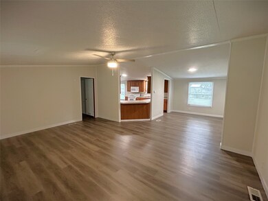 1511 Indigo Dr, Conroe, TX 77385 - photo 3