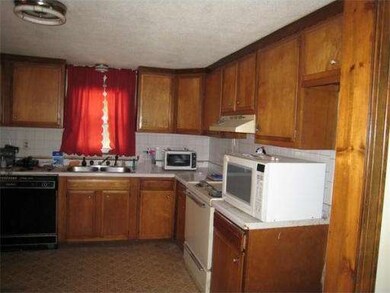 20 Colburn St, Northborough, MA 01532 - photo 7