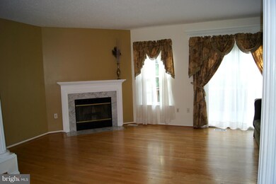 13919 Gunners Place, Centreville, VA 20121 - photo 2