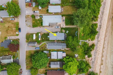 243 Namquid Dr, Warwick, RI 02888 - photo 3