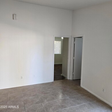 1240 E Mountain View Rd unit 5, Phoenix, AZ 85020 - photo 6