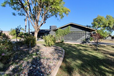 1807 N Val Vista Dr, Mesa, AZ 85213 - photo 2