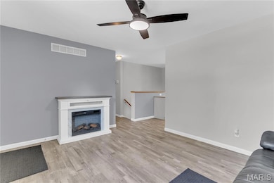 1910 Pebble Brook Dr, O Fallon, MO 63366 - photo 4