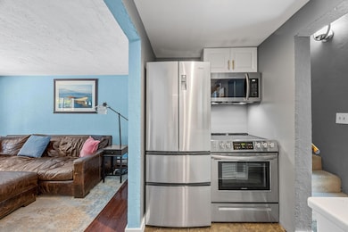 14-web-or-mls-4-bradford-acres-rd-f