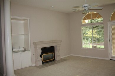 REALLY POWERFUL FIREPLACE INSERT HEATS UP LIVING S